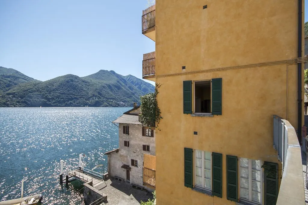 Apartments At The Pier Of Brienno - The House Of Travelers
