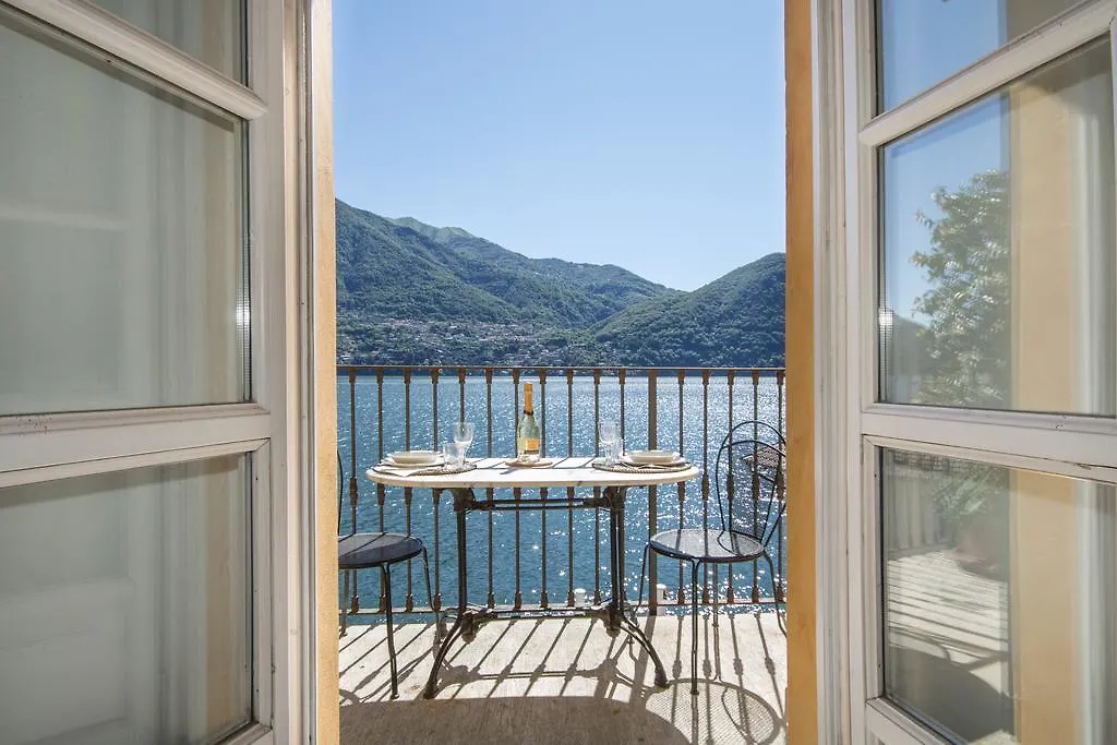 Apartments At The Pier Of Brienno - The House Of Travelers