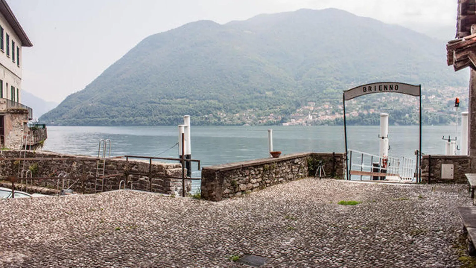 Apartments At The Pier Of Brienno - The House Of Travelers 0*,  Italië