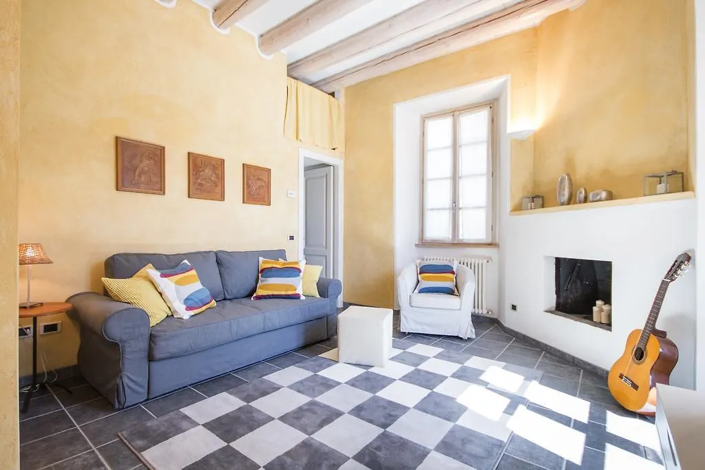 Apartments At The Pier Of Brienno - The House Of Travelers