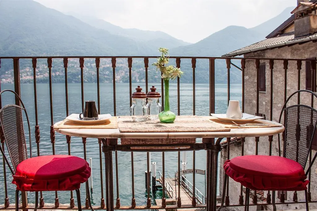Apartments At The Pier Of Brienno - The House Of Travelers