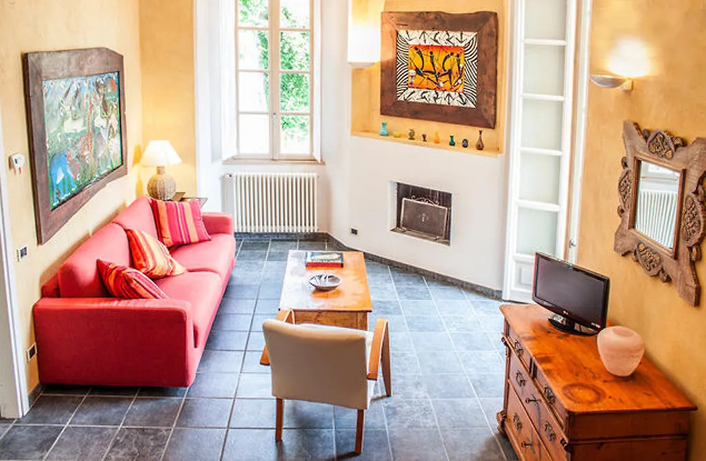 Apartments At The Pier Of Brienno - The House Of Travelers 0*,  Italy