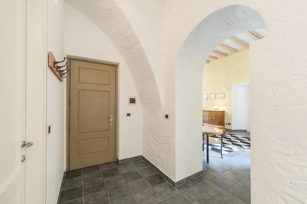 Apartments At The Pier Of Brienno - The House Of Travelers Italy
