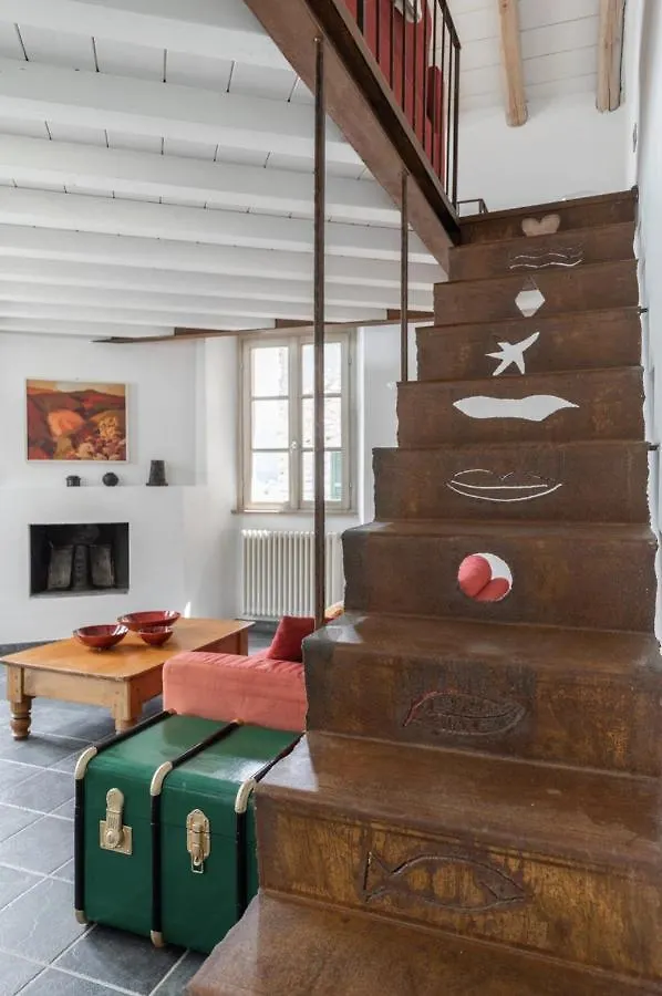 Apartments At The Pier Of Brienno - The House Of Travelers