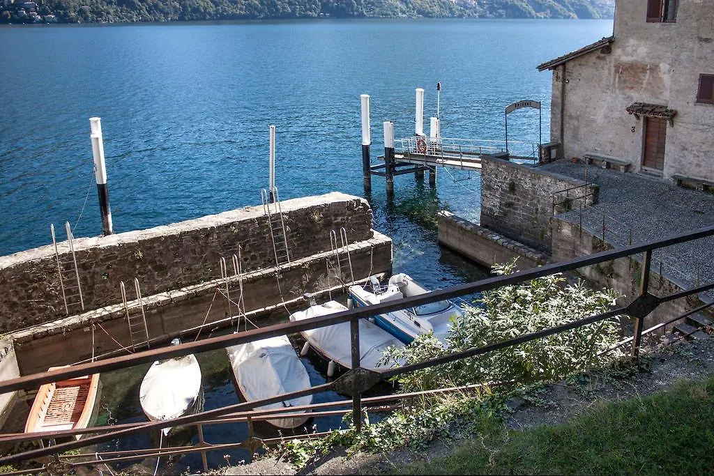 Apartments At The Pier Of Brienno - The House Of Travelers
