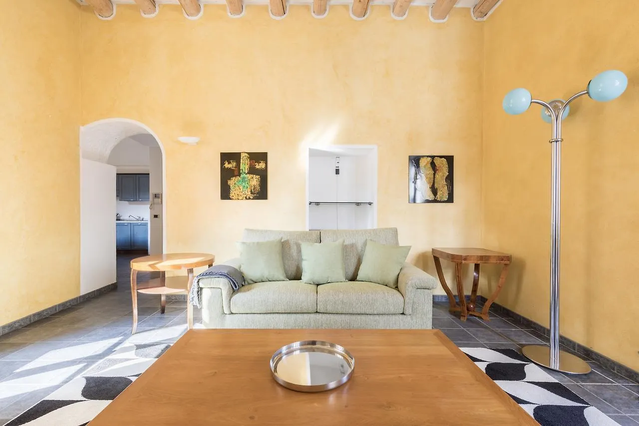 Apartments At The Pier Of Brienno - The House Of Travelers